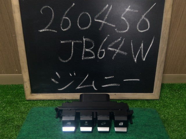 【中古】ジムニー 3BA-JB64W パワーウインドウスイッチ PWスイッチ