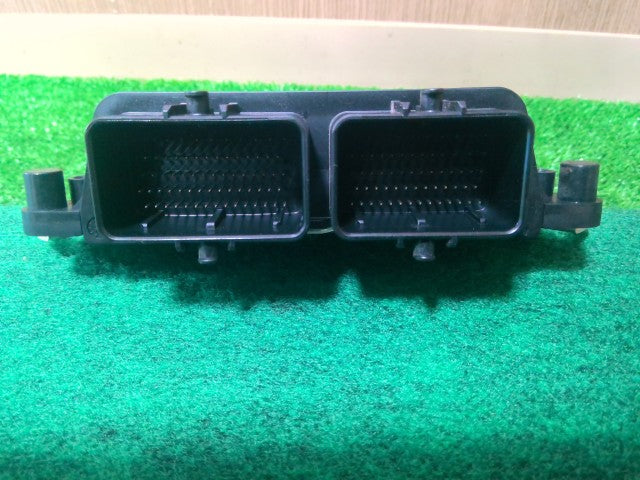 【中古】ジムニー 3BA-JB64W エンジンコンピューター ECU