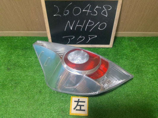 【中古】アクア DAA-NHP10 左 テールランプ