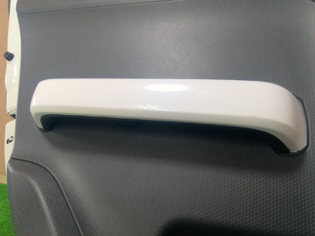 ハスラー DBA-MR31S 左リアドア 68004-65P00