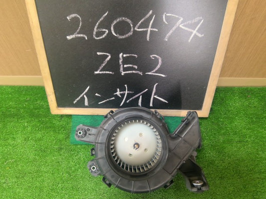 【中古】インサイト DAA-ZE2 ＨＶ ハイブリッド