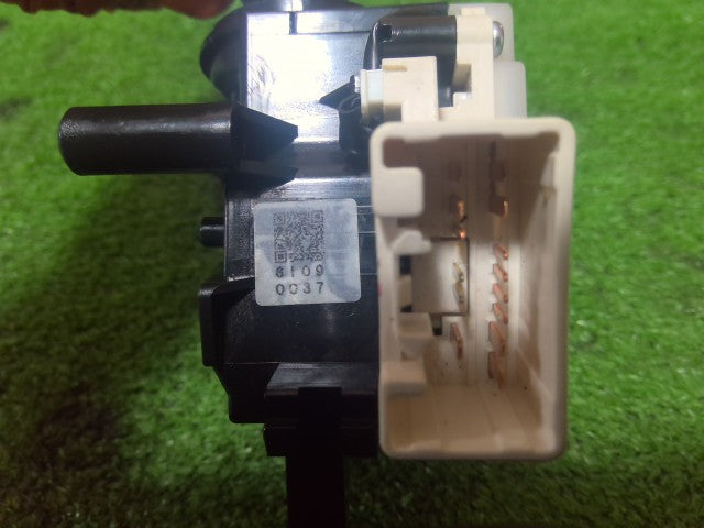 【中古】ハイゼットアトレ ABA-S331G フォグランプ 左右
