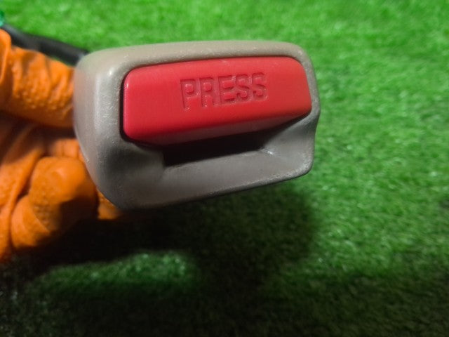 【中古】ハイゼットアトレ ABA-S331G 運転席ドライバー シートベルト