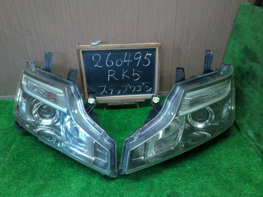 【中古】ステップワゴン DBA-RK5 ヘッドランプ ヘッドライト