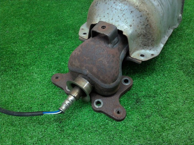 【中古】ステップワゴン DBA-RK5 触媒 キャタリスタ