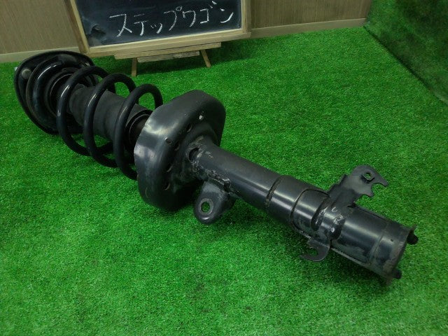 【中古】ステップワゴン DBA-RK5 左 フロント