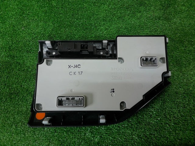 【中古】ステップワゴン DBA-RK5 ＡＣ エアコン