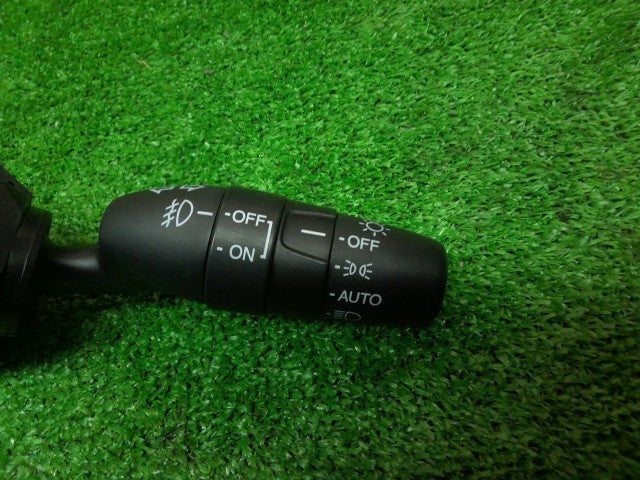 【中古】ステップワゴン DBA-RK5 ライト スイッチ
