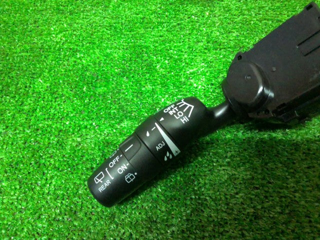 【中古】ステップワゴン DBA-RK5 ワイパー スイッチ