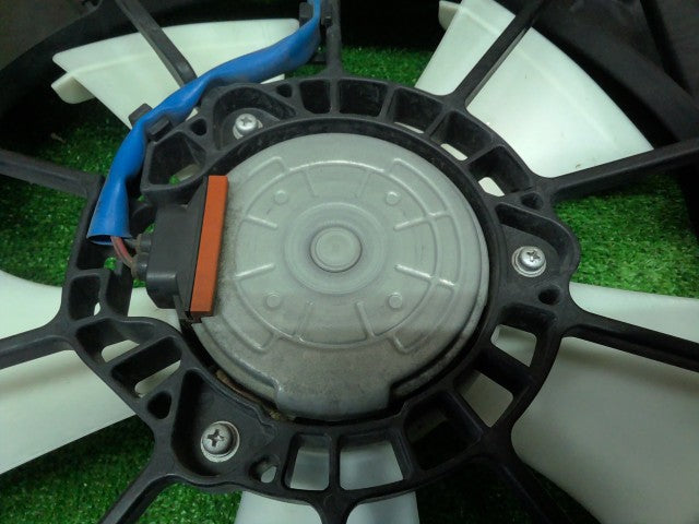 【中古】ステップワゴン DBA-RK5 電動ファン ラジエーター