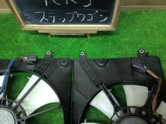 【中古】ステップワゴン DBA-RK5 電動ファン ラジエーター