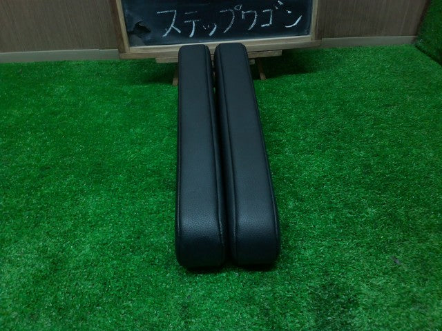 【中古】ステップワゴン DBA-RK5 フロント シート用