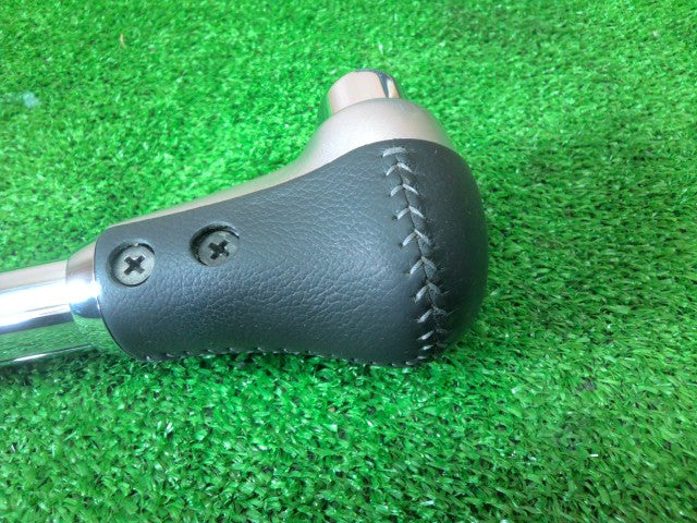 【中古】ステップワゴン DBA-RK5 革 レザー