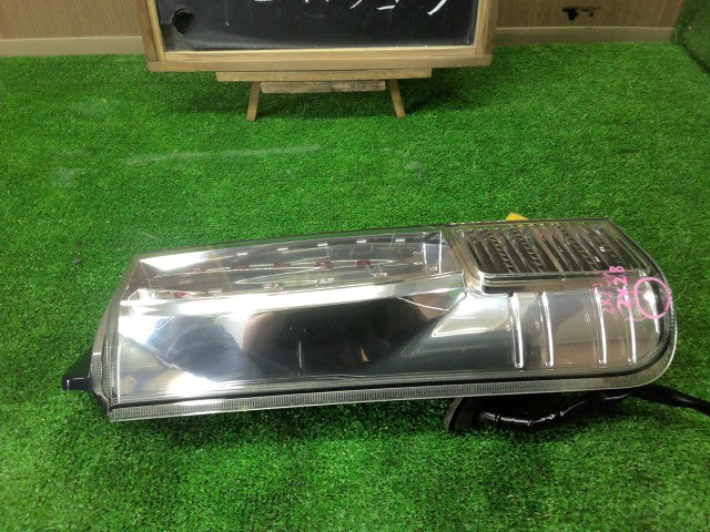 【中古】ｅＫワゴン DBA-H82W 左テールランプ ブレーキランプ