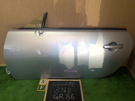 【中古】GR ８６ 3BA-ZN8 左
