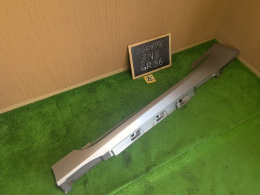 【中古】GR ８６ 3BA-ZN8 左