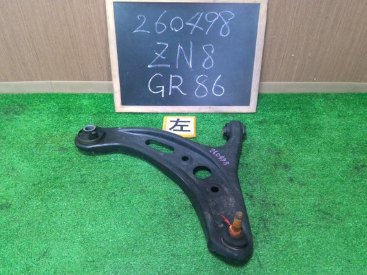 【中古】GR ８６ 3BA-ZN8 左