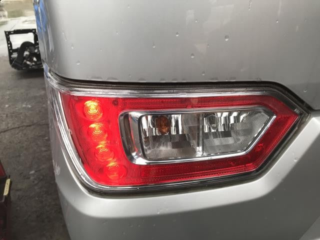 【中古】ワゴンＲ DBA-MH35S 左 テールランプ