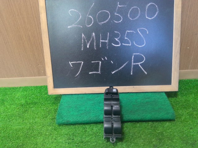 【中古】ワゴンＲ DBA-MH35S パワーウインドウスイッチ PWｽｲｯﾁ