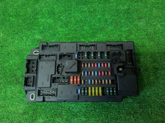 【中古】BMW ミニ ABA-MF16 室内用