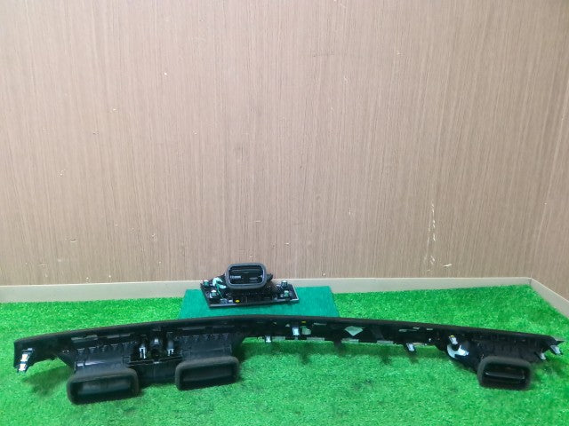 【中古】BMW LDA-HT20 木目 ウッドパネル