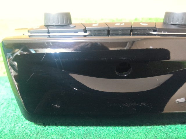 【中古】BMW LDA-HT20 オーディオパネル エアコン