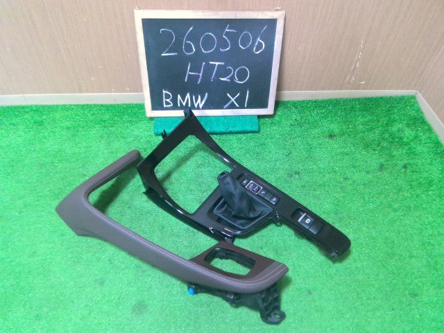 【中古】BMW LDA-HT20 レザー 革