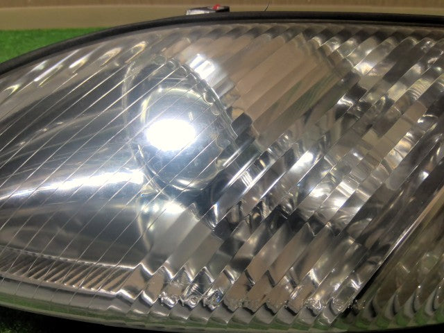 【中古】ソアラ E-JZZ31 ヘッドランプ ヘッドライト