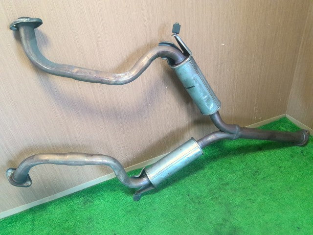 【中古】ソアラ E-JZZ31 エキゾースト センターマフラー