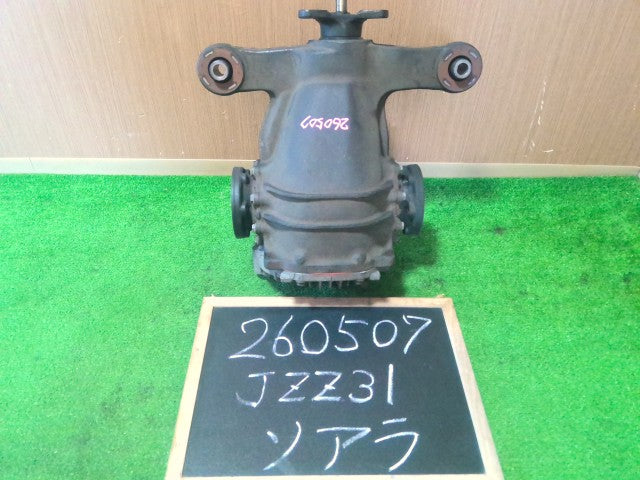 【中古】ソアラ E-JZZ31 リア リジット