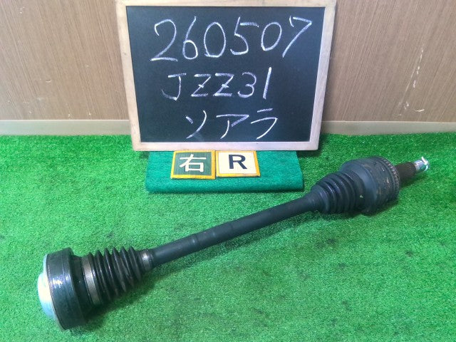 【中古】ソアラ E-JZZ31 右 リア