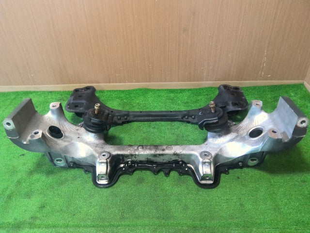 【中古】ソアラ E-JZZ31 フロント クロス