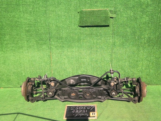 【中古】ソアラ E-JZZ31 リア メンバー