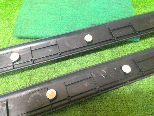 【中古】ソアラ E-JZZ31 スカッフプレート 左右
