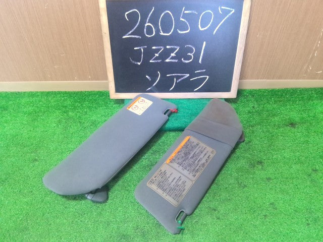 【中古】ソアラ E-JZZ31 サンバイザー 左右セット