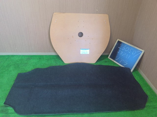 【中古】ソアラ E-JZZ31 スペアタイヤボード フロアマット