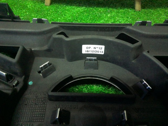 【中古】ボルボ 40シリーズ DBA-MB5204T ラジエータ