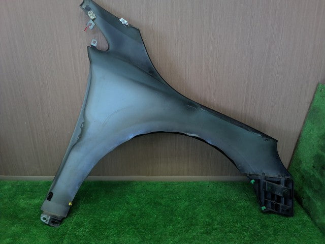 【中古】ボルボ 40シリーズ DBA-MB5204T 左