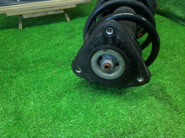 【中古】ボルボ 40シリーズ DBA-MB5204T 右