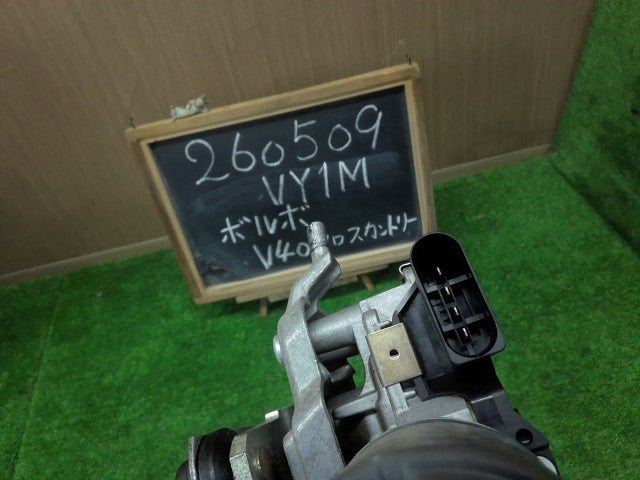 【中古】ボルボ 40シリーズ DBA-MB5204T フロント