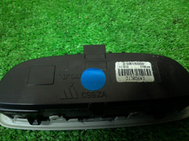 【中古】ボルボ 40シリーズ DBA-MB5204T ルームランプ