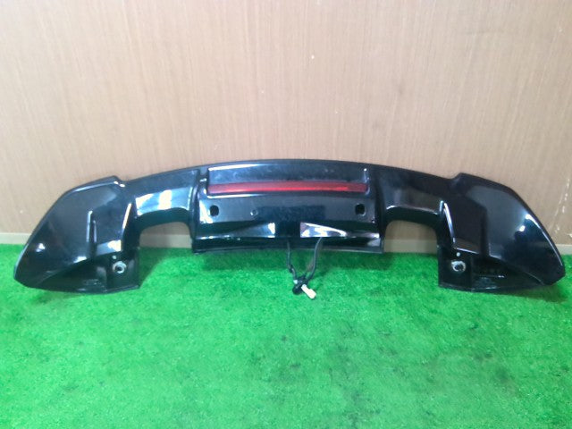 【中古】フィット DAA-GP5 リア バックドア