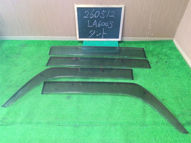 【中古】タント DBA-LA600S ドアバイザー 前後