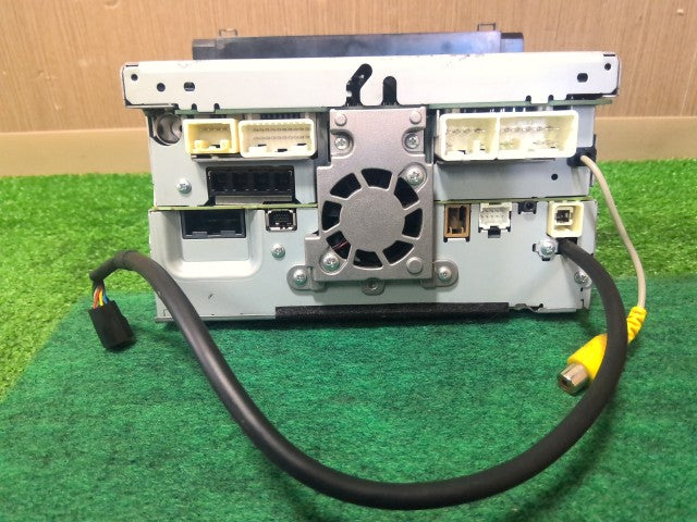 【中古】タント DBA-LA600S ダイハツ純正 カーナビゲーション