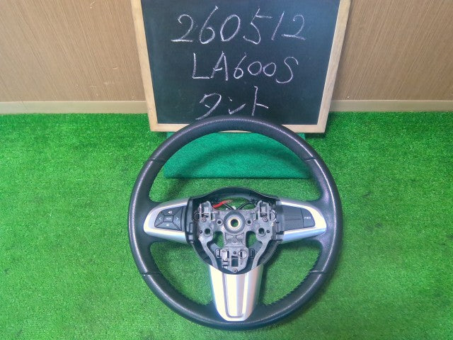 【中古】タント DBA-LA600S ステアリングホイール ハンドル