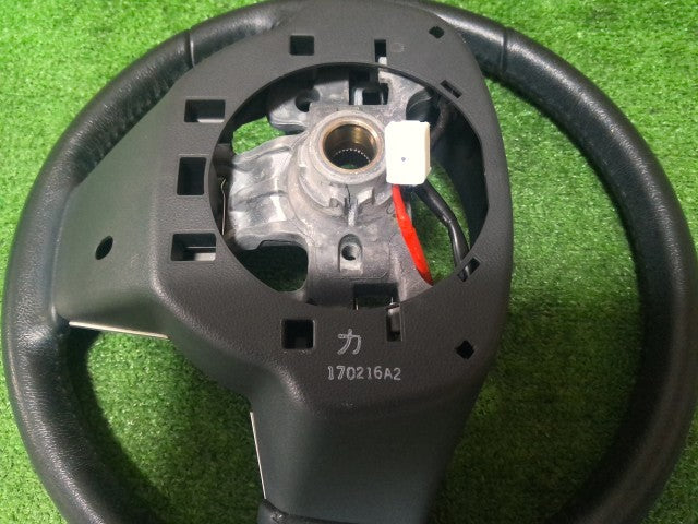 【中古】タント DBA-LA600S ステアリングホイール ハンドル