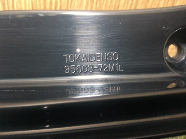 【中古】ワゴンＲ DAA-MH44S 左 テールランプ