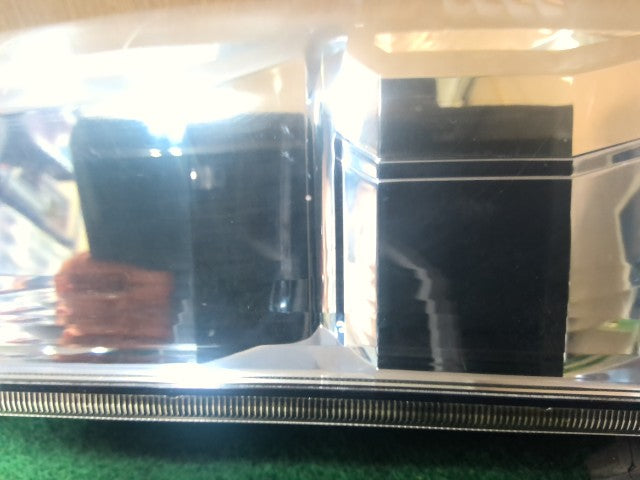 【中古】ワゴンＲ DAA-MH44S 左 テールランプ
