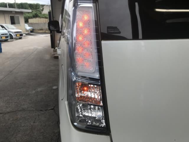 【中古】ワゴンＲ DAA-MH44S 左 テールランプ