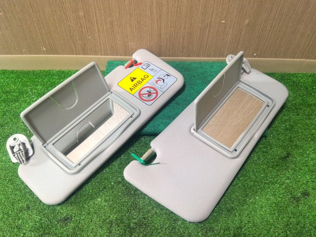 【中古】ワゴンＲ DAA-MH44S サンバイザー 左右セット
